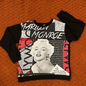 Marilyn Monroe sweatshirt large